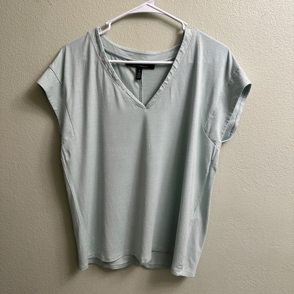 White House Black Market Tops - White House Black Market Mint Green Shimmer V-Neck Short Sleeve Top Size Small